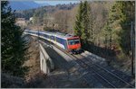Als Silvan Wyss und ich vor einigen Jahren zwecke der Fotografie von DOMINO RABe 560 an die Strecke Neuchâtel - Le Locle fuhren waren wir etwas enttäuscht, fast nur NPZ anzutreffen.
