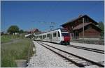 Der TPF SURF Be 2/4 - B - ABe 2/4 103  Le Fribourgois  verlässt als RER S50 Vaulruz Sud in Richtung Palézieux.