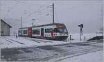 Bei recht winterlichen Verhätnissen mitten im März erreicht der Zentralbahn Be 125 013 (ex CEV MVR Be 2/6 7004  Montreux  bzw. MIB  Be 2/6 13) von Meiringen kommend sein Zielbahnhof Innertkichrn MIB. 

16. März 2021