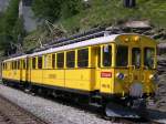 Hier ein R5 nach St.Moritz, dieser Zug stand am 24.7.2009 in der Station Alp Gr�m.