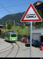 tpc - Triebwagen Be 2/3 15 im Bahnhofsareal in Villars-sur-Ollon am 09.07.2023