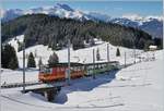 Weder Licht noch Fahrleitungsmasten liessen diese (Bahn)-Fotostelle als gute Wahl erscheinen, doch die Berglandschaft im Hintergrund wog meines Erachtens diesen Mange auf und so zeigt sich der Der TPC