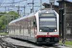 Einfahrt des Adler ABeh 150 102 nach Interlaken Ost, am 24.5.20 in Meiringen.