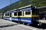 Der ABeh 4/4 II 311  Grindelwald  steht am 19.9.25 im Bahnhof Interlaken Ost.