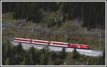R828 mit Deh 4/4 54 zwischen Tschamut-Selva und Dieni.