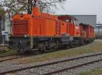 Im Industriegebiet von Frauenfeld stand zur Überraschung des Fotografen diese orangefarbene Diesellok.