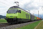 BLS Re 465 Dreifachtraktion trotz dem begonnen Streik der DB Lokomotivführer in grün + blau + grün bei Kiesen am 23.