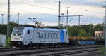 BLS Cargo mit der Railpool Lok  187 006-2  [NVR-Nummer: 91 80 6187 006-2 D-Rpool] und einem Güterzug für Langschienentransporte (voestalpine Rail Center Königsborn GmbH) am 29.08.22