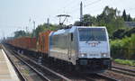 Crossrail AG mit Rpool  186 531-0  [NVR-Nummer: 91 80 6186 531-0 D-Rpool] und Containerzug aus Polen (Container aus China) am 27.08.19 Berlin Hirschgarten.