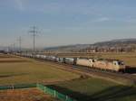 Crossrail hat den T.T.S.-Zug der SBB Cargo weggeschnappt, deshalb sind nun zwei BR 185 die Zugloks und nicht mehr eine Re 10/10, Kiesen, 05.02.2011