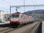 Crossrail - Loks 185 590-7 und 185 600-0 vor Güterzug bei der durchfahrt in Sissach am 07.03.2015