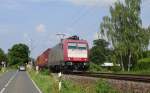 CrossRail 185 594 mit einem Containerzug bei Geilenkirchen am 23.7.2015 auf KBS 485, Km 28,2 in Richtung Aachen