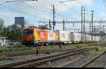 RailCare - Lok 91 85 4 476 45-1 mit G�terwagen unterwegs in Pratteln am 02.10.2026