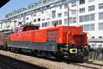 Aem 940 003-7 steht auf einem Abstellgleis beim Bahnhof Thun.