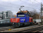 SBB - Rangierlok Eem 923 018-6 abgestellt im Bahnhofsareal in Thun am 04.01.2020