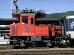 Die Hybrid (15000 Volts und diesel) Traktor Tem 294 im Bf. Thun - 20-06-2003