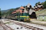 Als SRB-SV 740-101 angeschriebene (sollte eigentlich 745-101 sein) Lok der Type FAUR L45H am 11.August 2026 in der Stanica Mokra Gora.