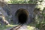 Sargan-Vitasi-seitiges Portal des Tunnel 41 der Museumsbahn Mokra Gora am 13.August 2026.