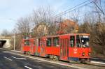 Serbien / Straßenbahn Belgrad / Tram Beograd: Tatra KT4YU - Wagen 368 der GSP Belgrad, aufgenommen im Januar 2016 in der Nähe der Haltestelle  Voždovac  in Belgrad.