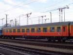 Serbischer Schnellzugwagen 1./2.Klasse abgestellt am 19.01.2007 im Bahnhof Budapest-Keleti.