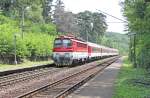 240 043-0 mit Regionalzug Os 2012 Bratislava hl.