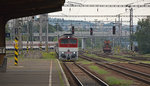 754 056-0 mit Fernzug R 930 „Ipeľ“ Košice/Kaschau (05:23) – Zvolen os.