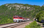 757 009 mit dem R 911 (Zvolen osobna stanica - Kosice) bei Jablonov nad Turňou 6.5.26  