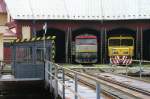 Bei meinem Besuch im Depot Prievidza am 31.5.2005 standen 751208 und
ein Akku Verschubgert im Lokschuppen an der Drehscheibe.