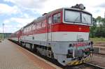 754 071-9 in Brezno/Bries (Mittelslowakei) mit einem Regionalzug, der wird spter fhrt nach Bansk Bystrica/Neusohl – Zvolen os. st./Altsohl Persbf.; 05.07.2011 