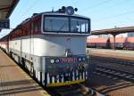 754 072-7 mit Fernzug R 721 „Bojnice“ (Stadt Weinitz) aus Bratislava hl.