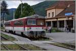 913 027-9/813 027-4 wartet in Margecany als Regio7746 nach Nálepkovo auf Anschlussreisende.