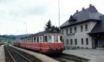 Am 18.5.2004 fotografierte ich im Bahnhof Horna Stubna auch diesen
VT 851022. Mit ihm fuhr ich danach um 16.40 Uhr weiter nach Vrutky.