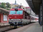 350 018-9 erreicht am 15.07.2017 den Prager Hauptbahnhof.