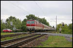 ZSR 362002-8 hat gerade am 12.5.2019 um 9.35 Uhr den Bahnhof Galanta verlassen und ist hier mit dem R 832 TAJOV auf dem Weg nach Bratislava.