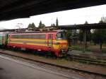 BR 240 072-9 mit einem RegionalExpress Richtung Bratislava hlavn stanica. Aufgenommen am 23.10.2007 im Bahnhof Nov Zmky.