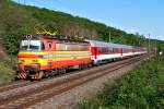 240 096 ist mit OS 2022 von Bratislava Hauptbahnhof nach Kuty unterwegs.