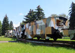 Nachbildung eines Panzerzuges für einen Film in einem Park in der Nähe der Station Zvolen Osobna Stanica.