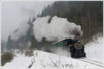 Lok 1 der Museumsbahn Čierny Balog am 28.1.2018 zwischen Šánské und Čierny Balog.