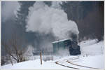 Lok 1 der Museumsbahn Čierny Balog am 28.1.2018 zwischen Šánské und Čierny Balog.