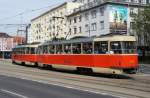 Slowakei / Straßenbahn Bratislava: Heckansicht von Tatra T3SU - Wagen 7724 (mit alten Blink- und Rückleuchten) ...aufgenommen im Mai 2015 an der Haltestelle  Trnavské mýto  in