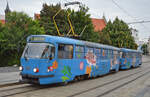 ČKD Tatra T3, Verkehrsbetrieb Bratislava, Wagen-Nr. 7781 + 7782 (Bj. 1987), als Linie 9 (Ružinov-Astronomická / Rosenheim-Astronomiestr. – Karlova Ves-Kútiky/Karlsdorf) im Zentrum der Hauptstadt Slowakeis, Haltestelle Kapucínska/Kapuzinerstr. (Kirche im Hintergrund); 04.08.2021 
