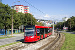 Am 11. August 2016 ist TW 7517 als Linie 6 bei Segnerova in Richtung Karlova Ves unterwegs.