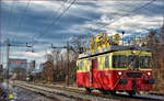 SŽ 911-308 fährt durch Maribor-Tabor Richtung Maribor HBF. /4.1.2017