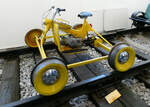 Wundersch�ne Draisine mit einem h�bschen Treibstofftank im Eisenbahnmuseum in Ljubljana, 6.9.2026