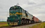 S 664-112 zieht Containerzug nahe Cirkovce Richtung Hafen Koper. /13.7.2012