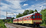 SŽ 814-034 fährt durch Maribor-Tabor Richtung Maribor HBF.