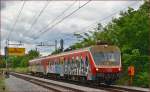 SŽ 813-103 fährt durch Maribor-Tabor Richtung Maribor HBF. /27.5.2015