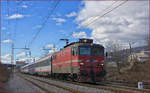 SŽ 342-010 zieht EC158 durch Maribor-Tabor Richtung Wien.