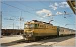 IC Drava von Venezia S.L. nach Budapest mit SZ 342-022 wartet in Sezana auf die Weiterfahrt. 

September 2004 