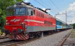 S 342-014 zieht Personenzug durch Maribor-Tabor Richtung Maribor Hauptbahnhof. /26.7.2012